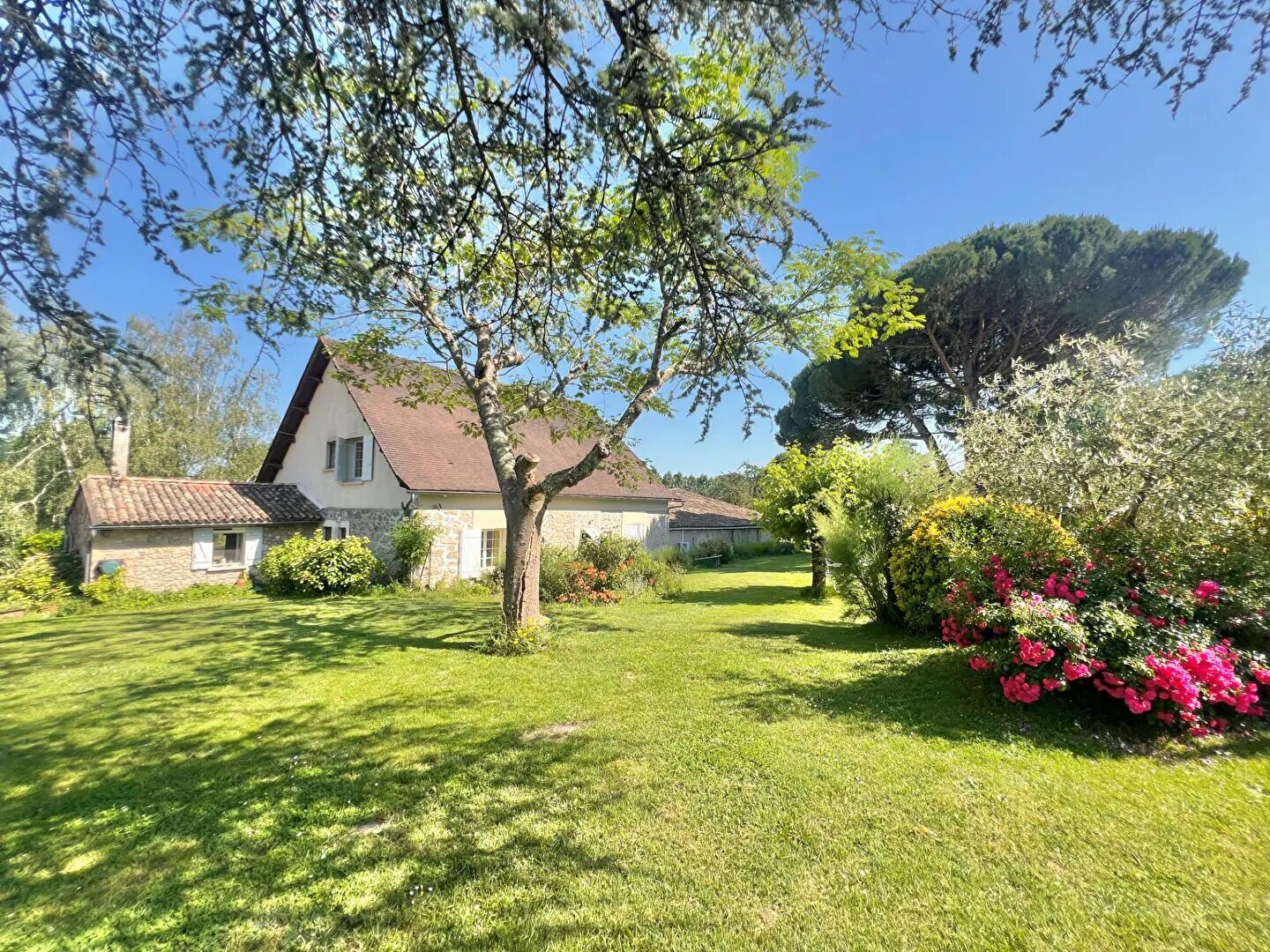 Maison à vendre, 260m², Villefranche-de-Lonchat