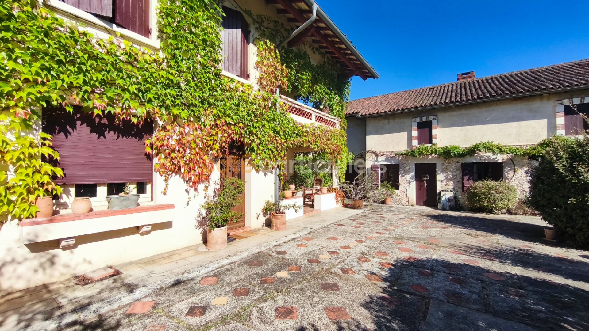Maison à vendre, 270m², Retjons