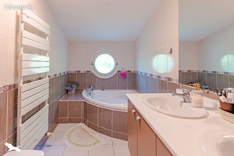 Maison à vendre, 103m², Bassens