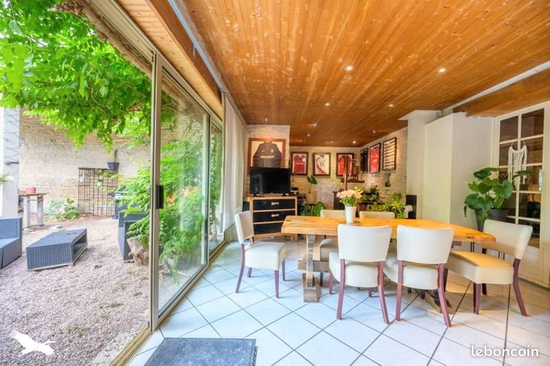 Maison à vendre, 196m², Sainte-Soulle