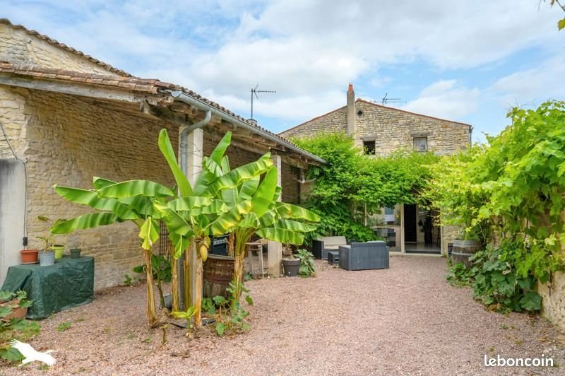 Maison à vendre, 196m², Sainte-Soulle