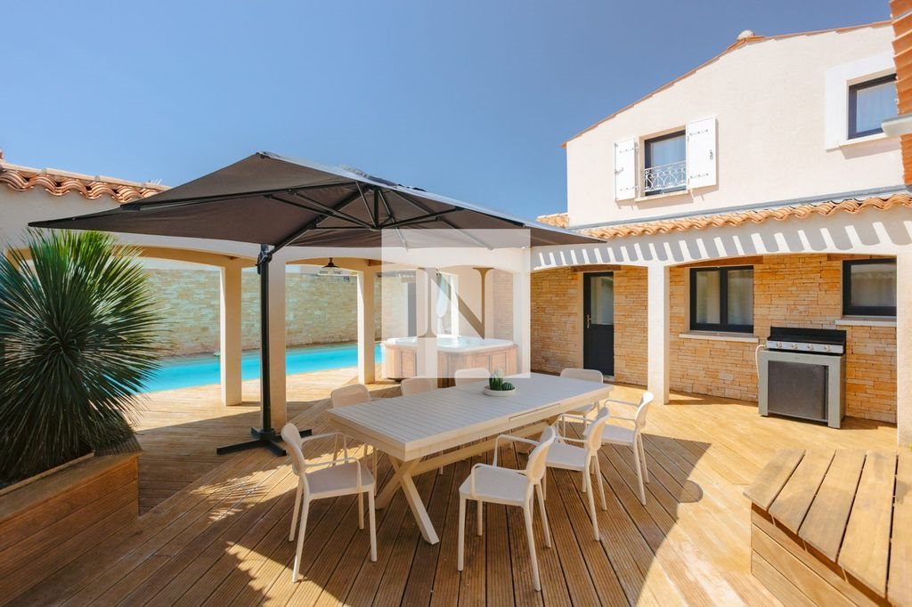 Maison à vendre, 187m², Périgny