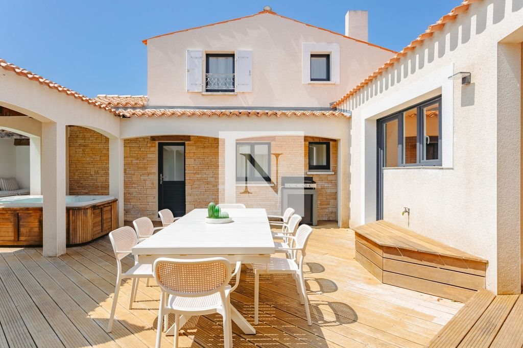 Maison à vendre, 187m², Périgny