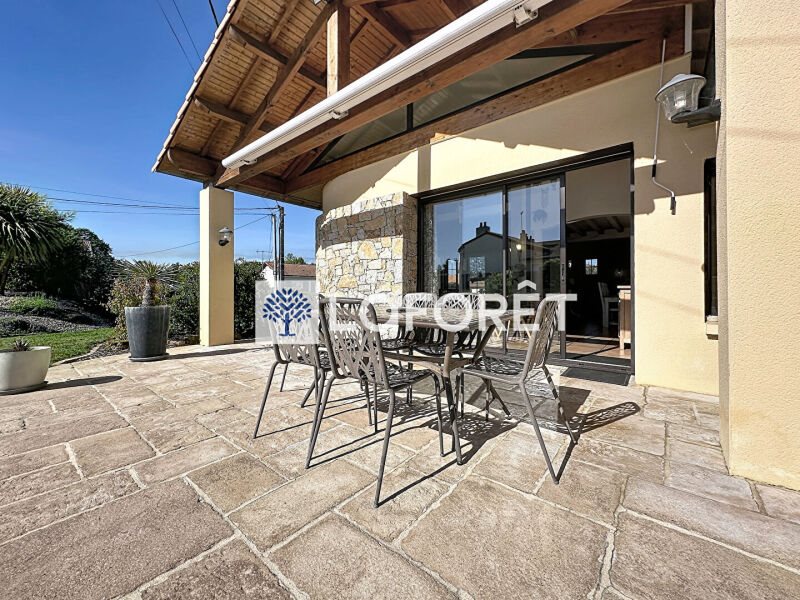 Maison à vendre, 165m², Saint-Pierre-des-Echaubrognes