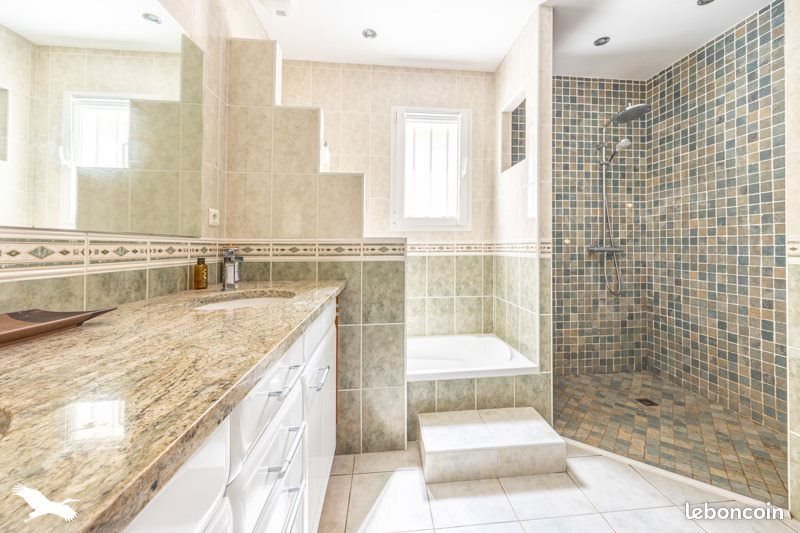 Maison à vendre, 140m², Clavette