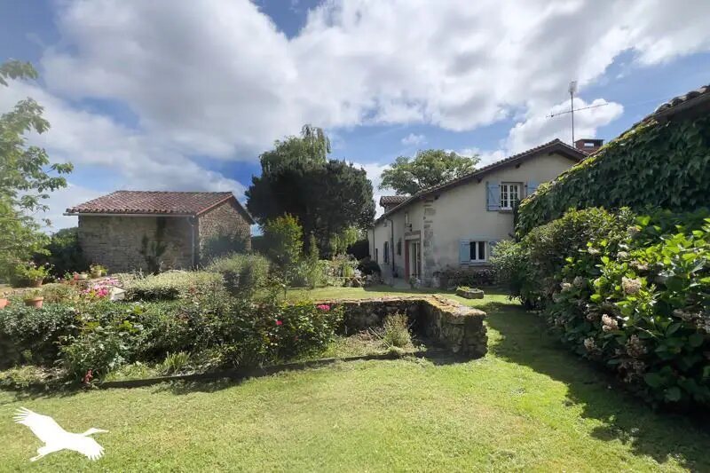 Maison à vendre, 160m², Saint-Junien-les-Combes