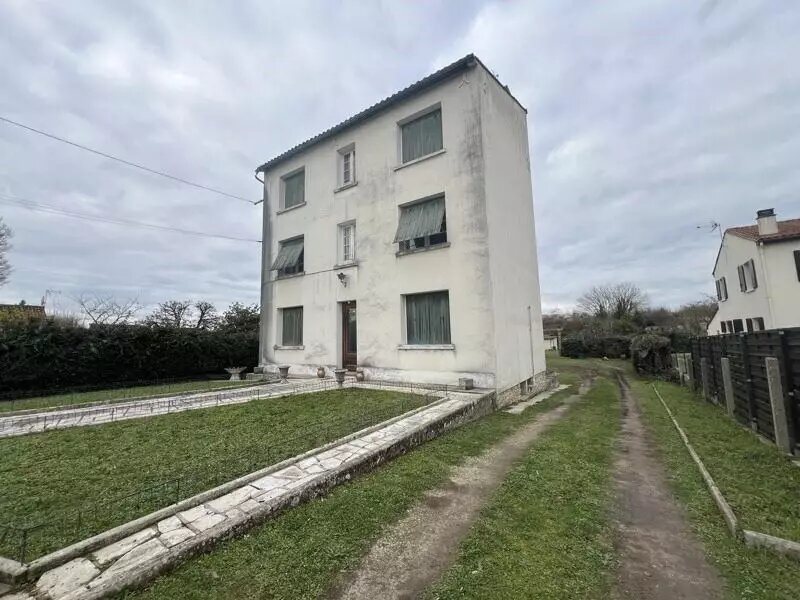 Appartement à vendre, 252m², Gond-Pontouvre