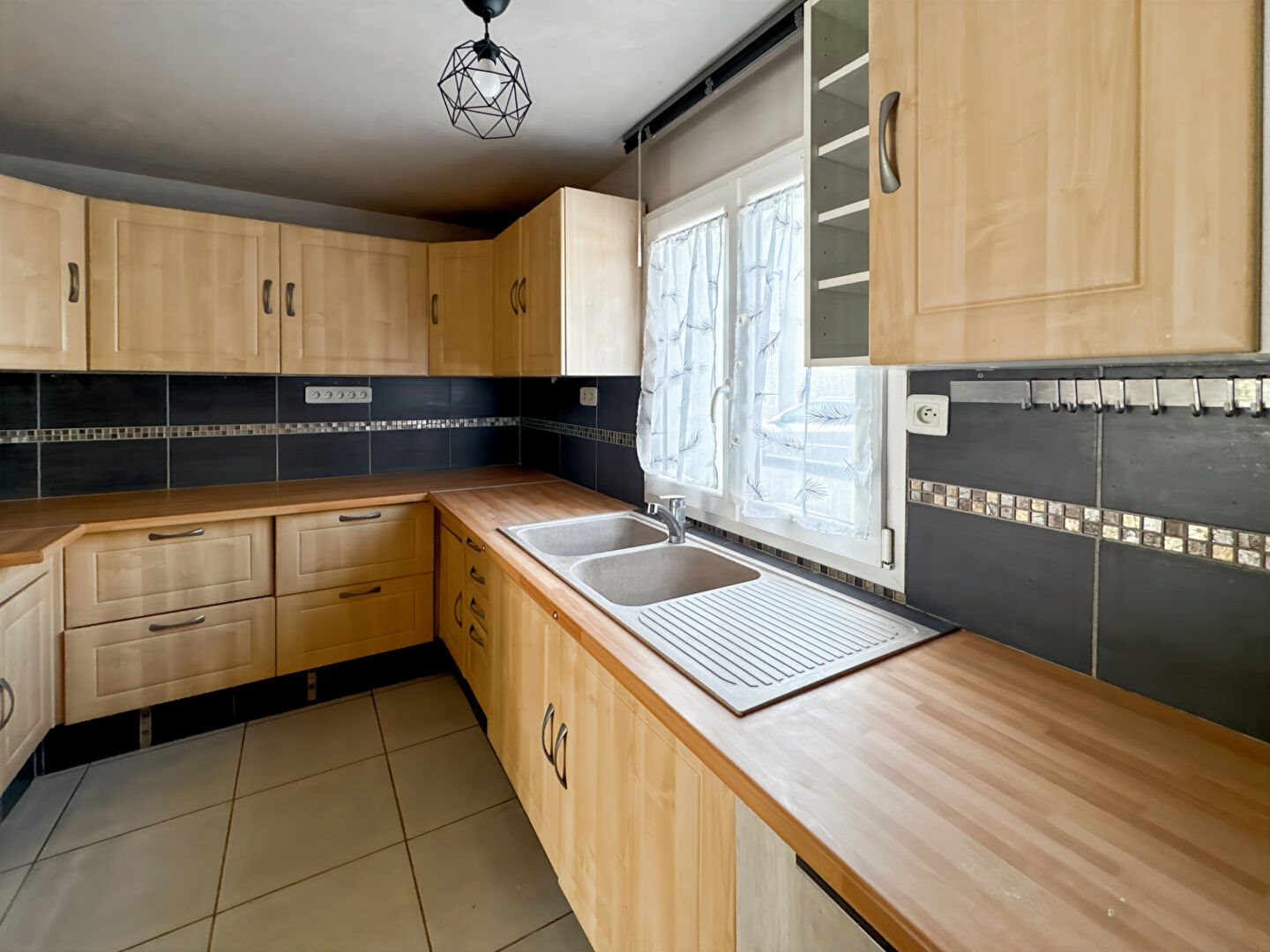 Maison à vendre, 85m², Jouy-le-Moutier