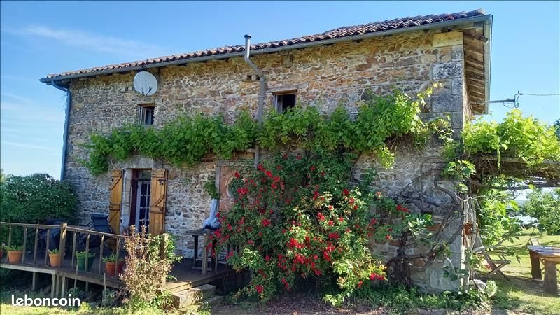Maison à vendre, 105m², Saulgond