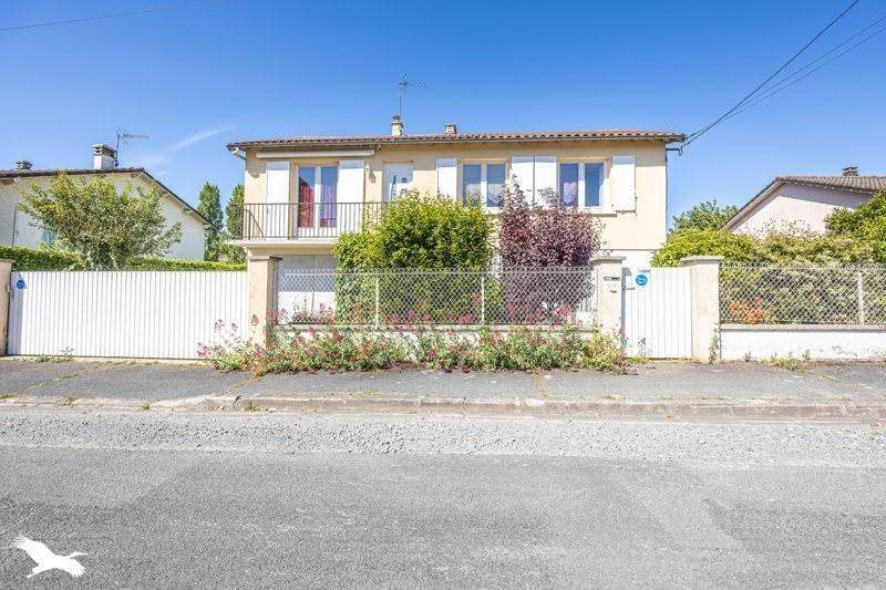 Maison à vendre, 101m², Aiffres