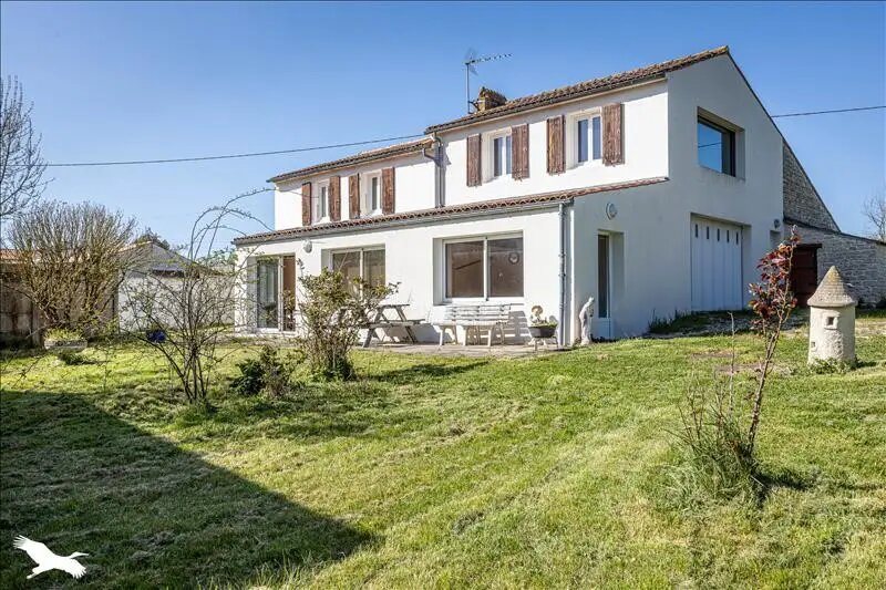 Maison à vendre, 203m², Benon