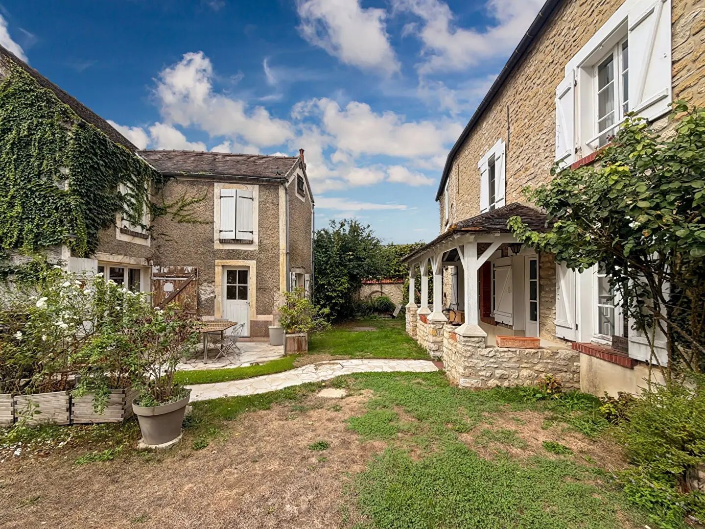 Maison à vendre, 360m², Vienne-en-Arthies