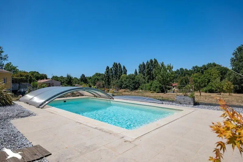 Maison à vendre, 151m², Saintes