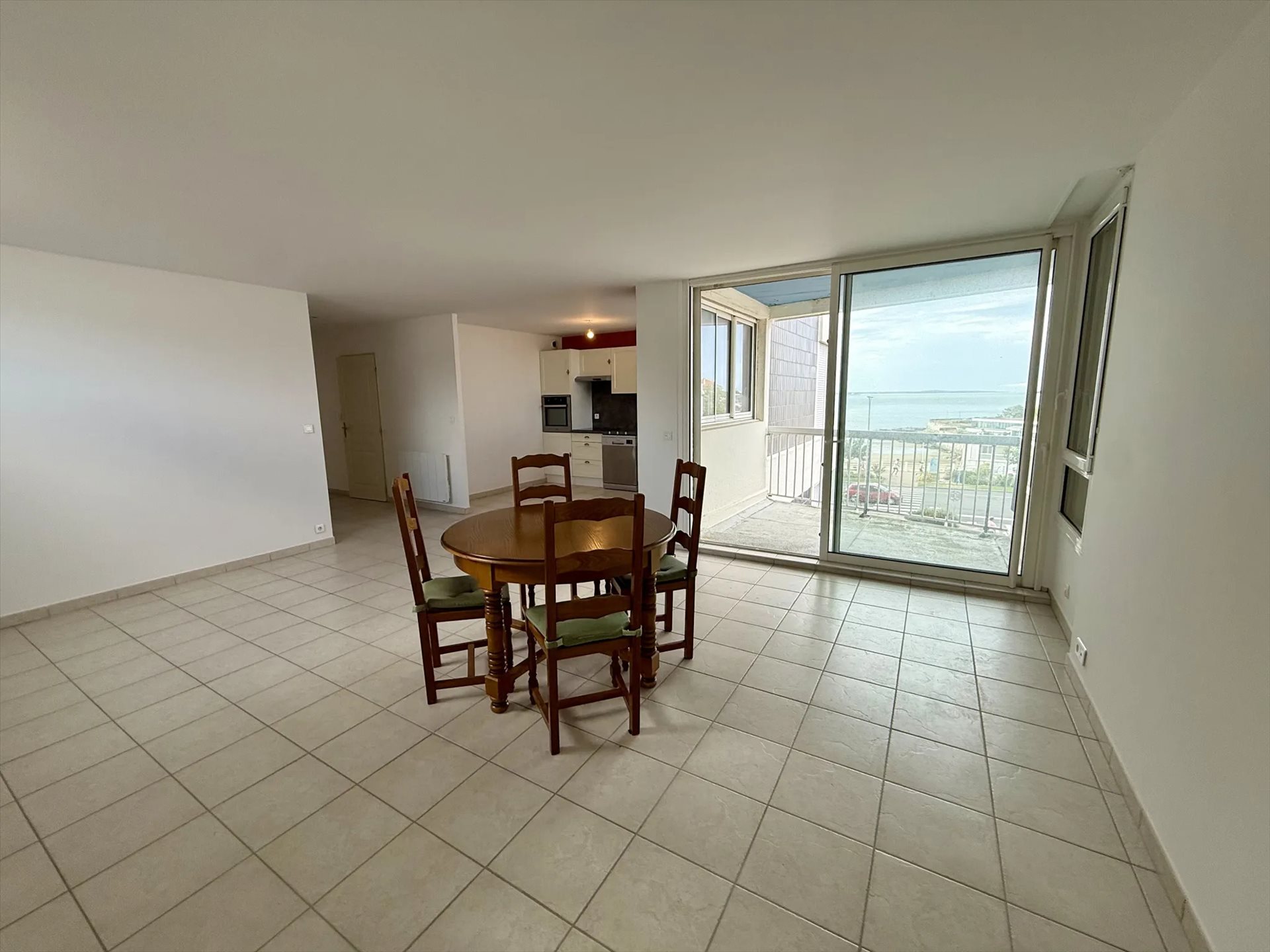 Appartement à vendre, 95m², Royan