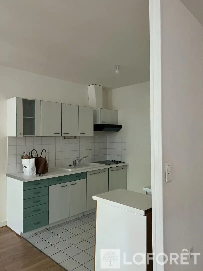 Appartement à louer, 79m², Saintes