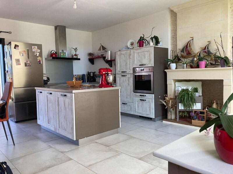 Maison à vendre, 246m², Asnières-la-Giraud