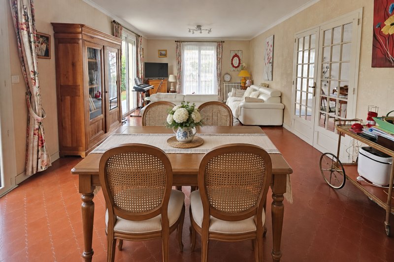 Maison à vendre, 100m², Saintes