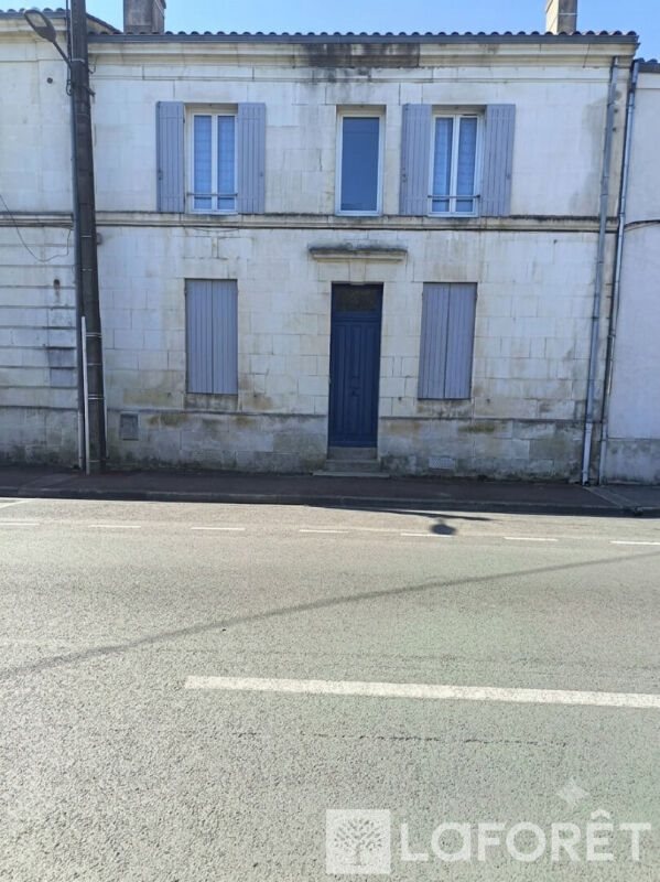 Maison à vendre, 104m², Saintes