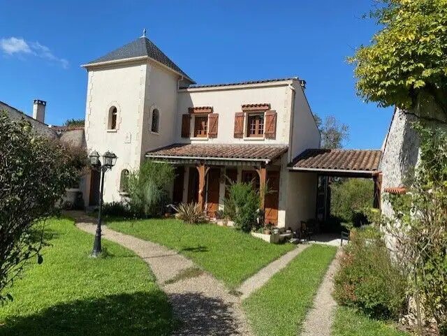 Maison à vendre, 183m², Bussac-sur-Charente