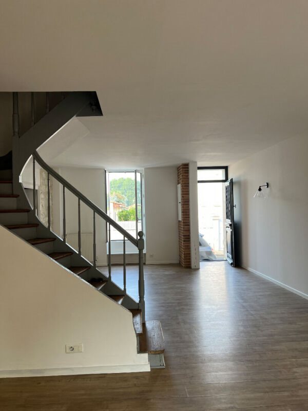 Maison à louer, 94m², Saintes