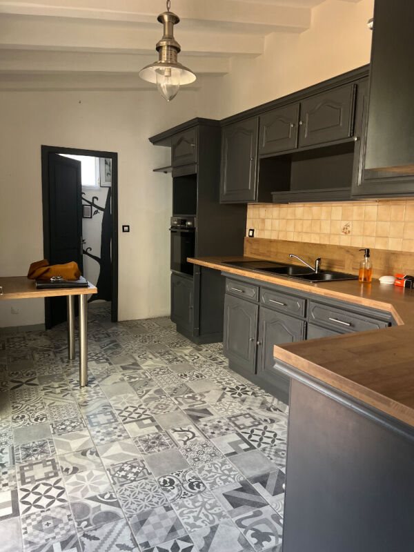 Maison à louer, 94m², Saintes