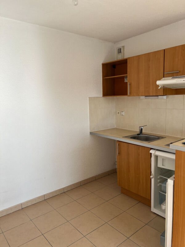 Appartement à louer, 27m², Gond-Pontouvre