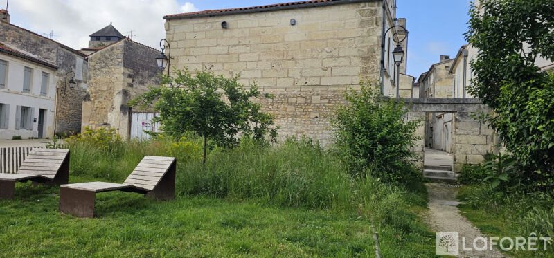 Maison à vendre, 77m², Saintes