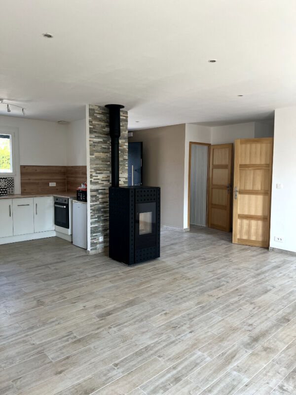 Maison à louer, 98m², Chaniers