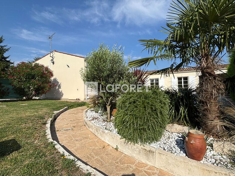Maison à vendre, 112m², Saint-Georges-des-Coteaux