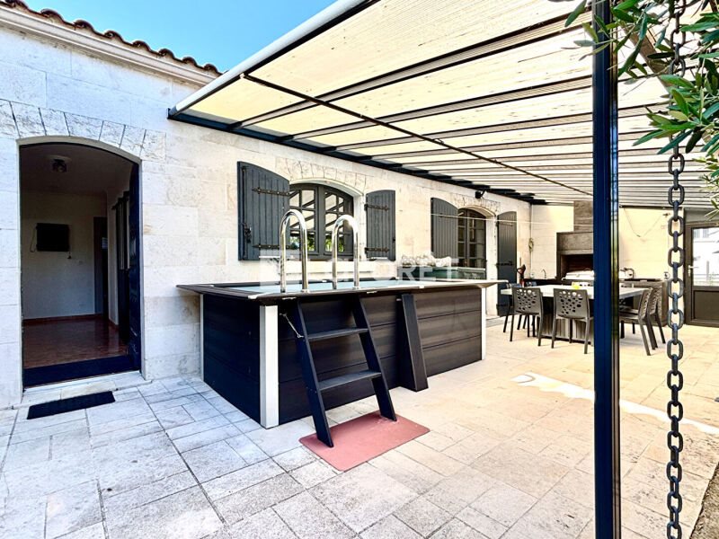 Maison à vendre, 127m², Saintes