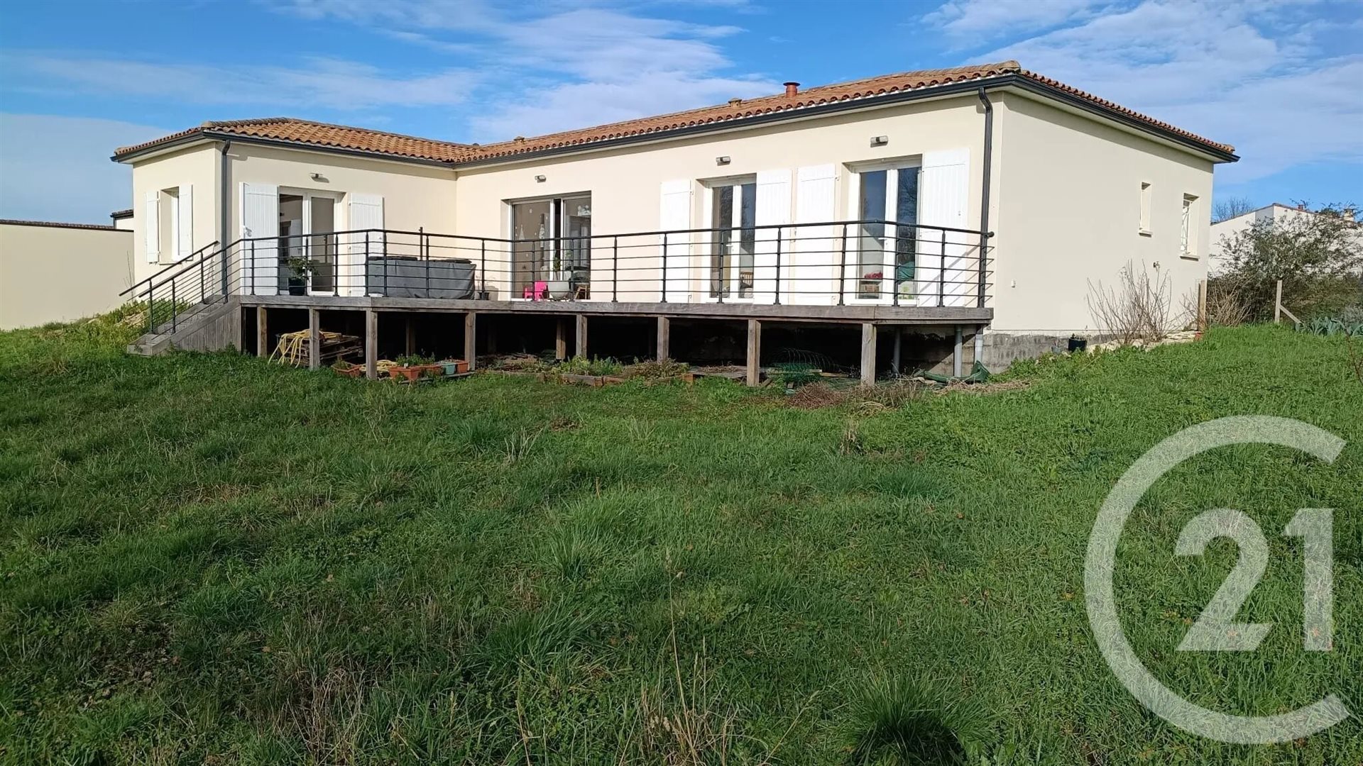Maison à vendre, 130m², Saint-Georges-des-Coteaux