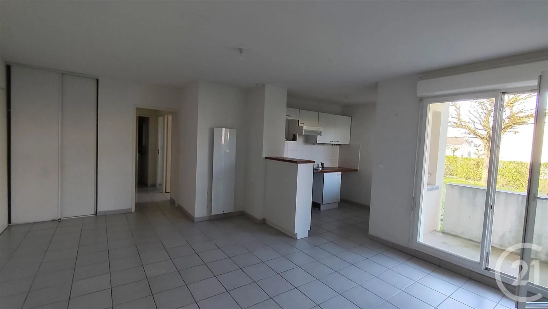 Appartement à louer, 58m², Saintes
