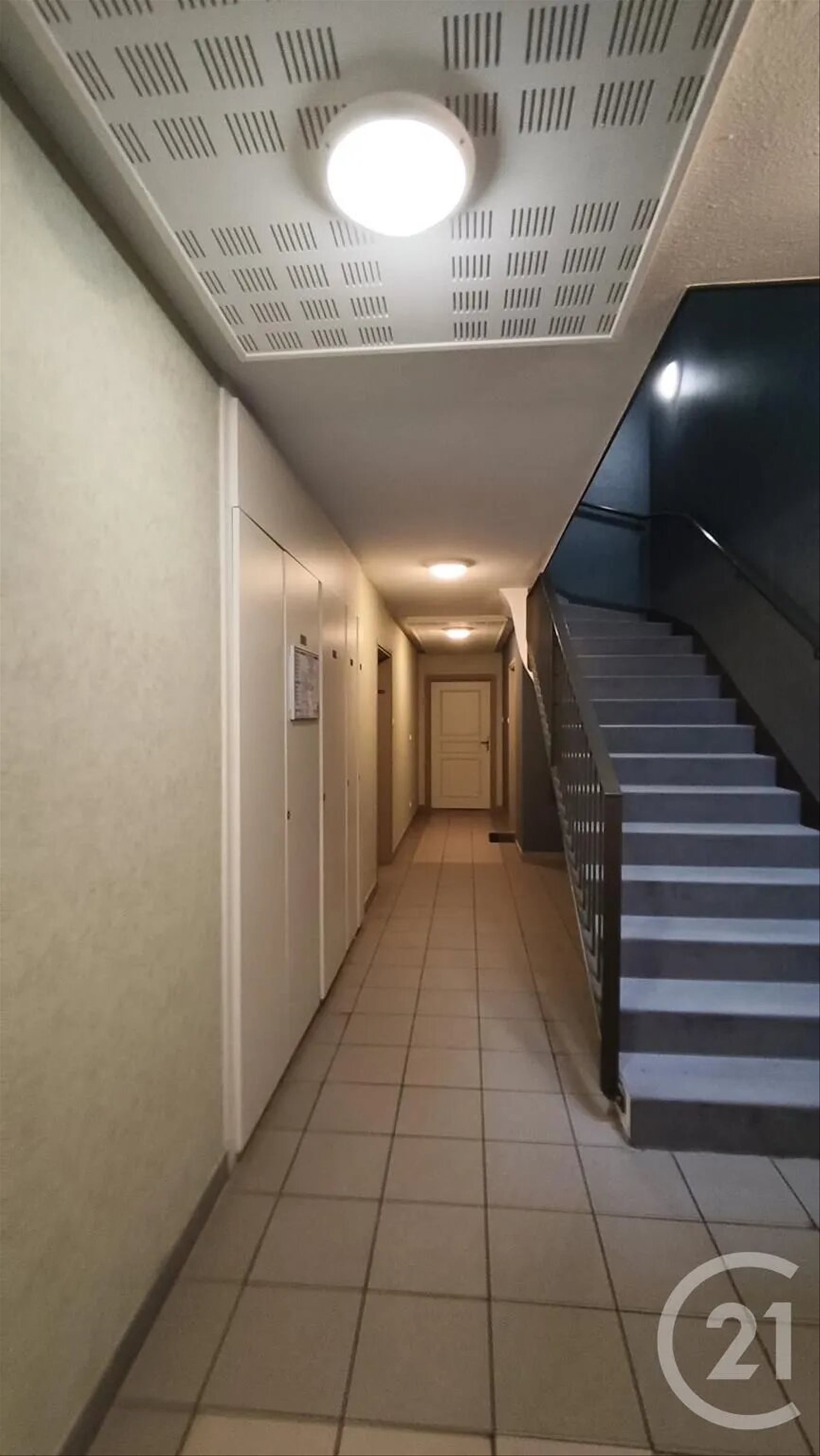 Appartement à louer, 58m², Saintes