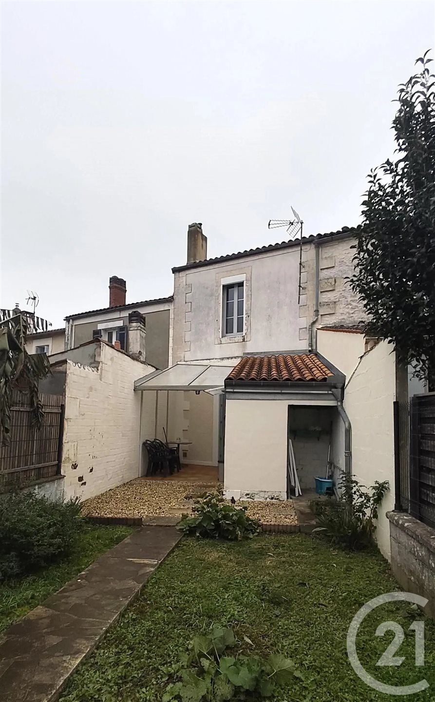 Maison à vendre, 81m², Saintes