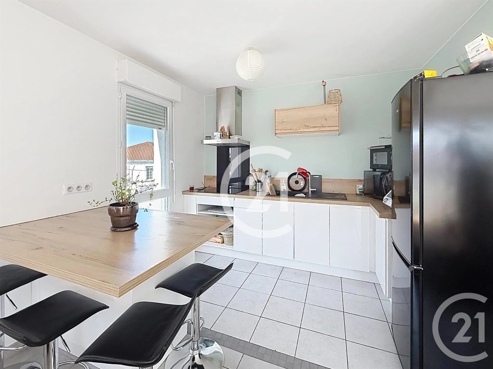 Appartement à louer, 54m², Saintes