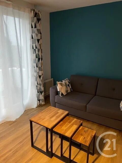 Appartement à louer, 37m², Saintes
