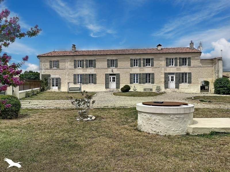 Maison à vendre, 369m², Jonzac