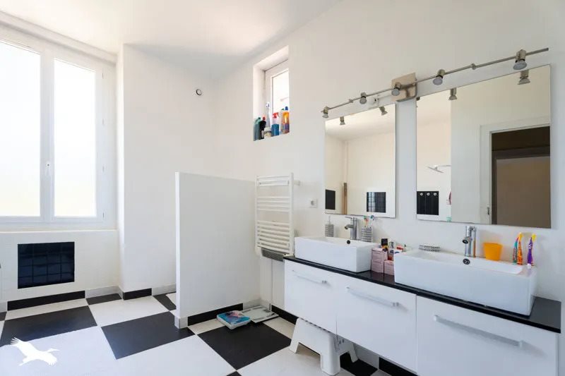 Maison à vendre, 228m², Montguyon