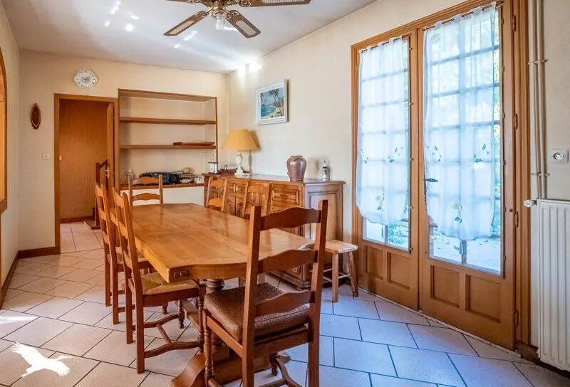 Maison à vendre, 184m², Montguyon