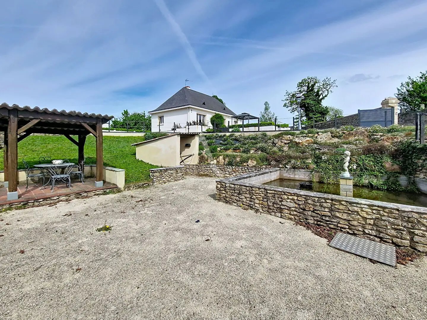 Maison à vendre, 107m², Doué-en-Anjou