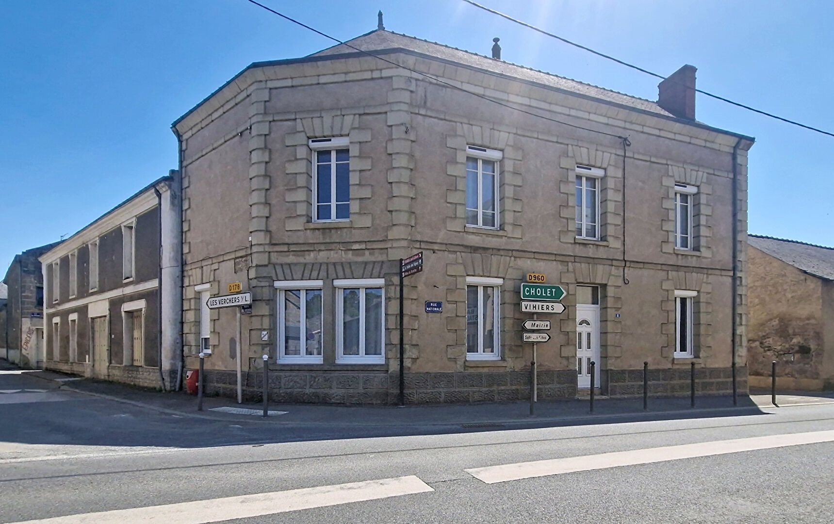 Maison à vendre, 155m², Doué-en-Anjou