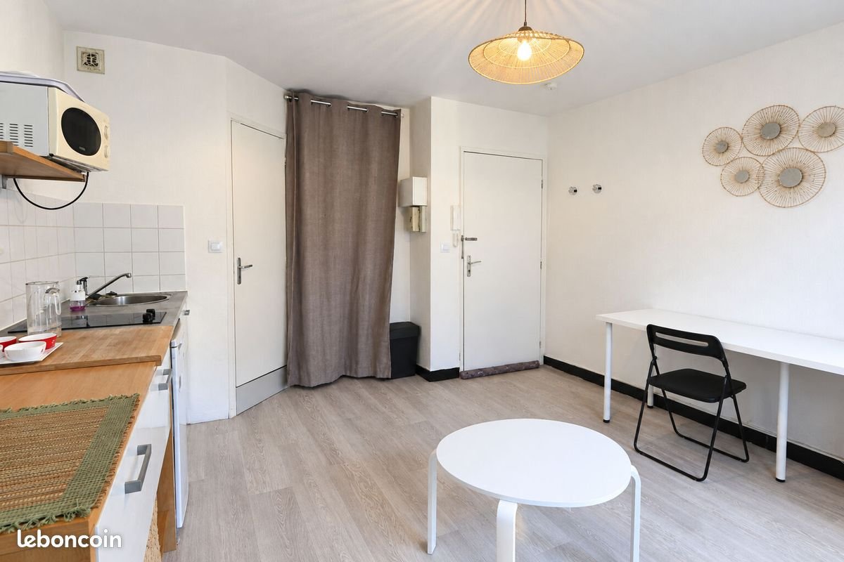Appartement à louer, 17m², Saint-Nazaire