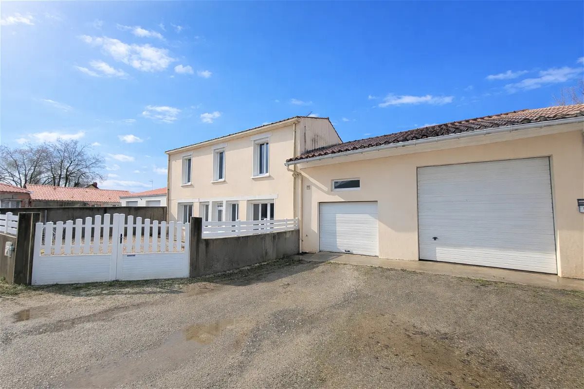 Maison à vendre, 101m², La Garnache
