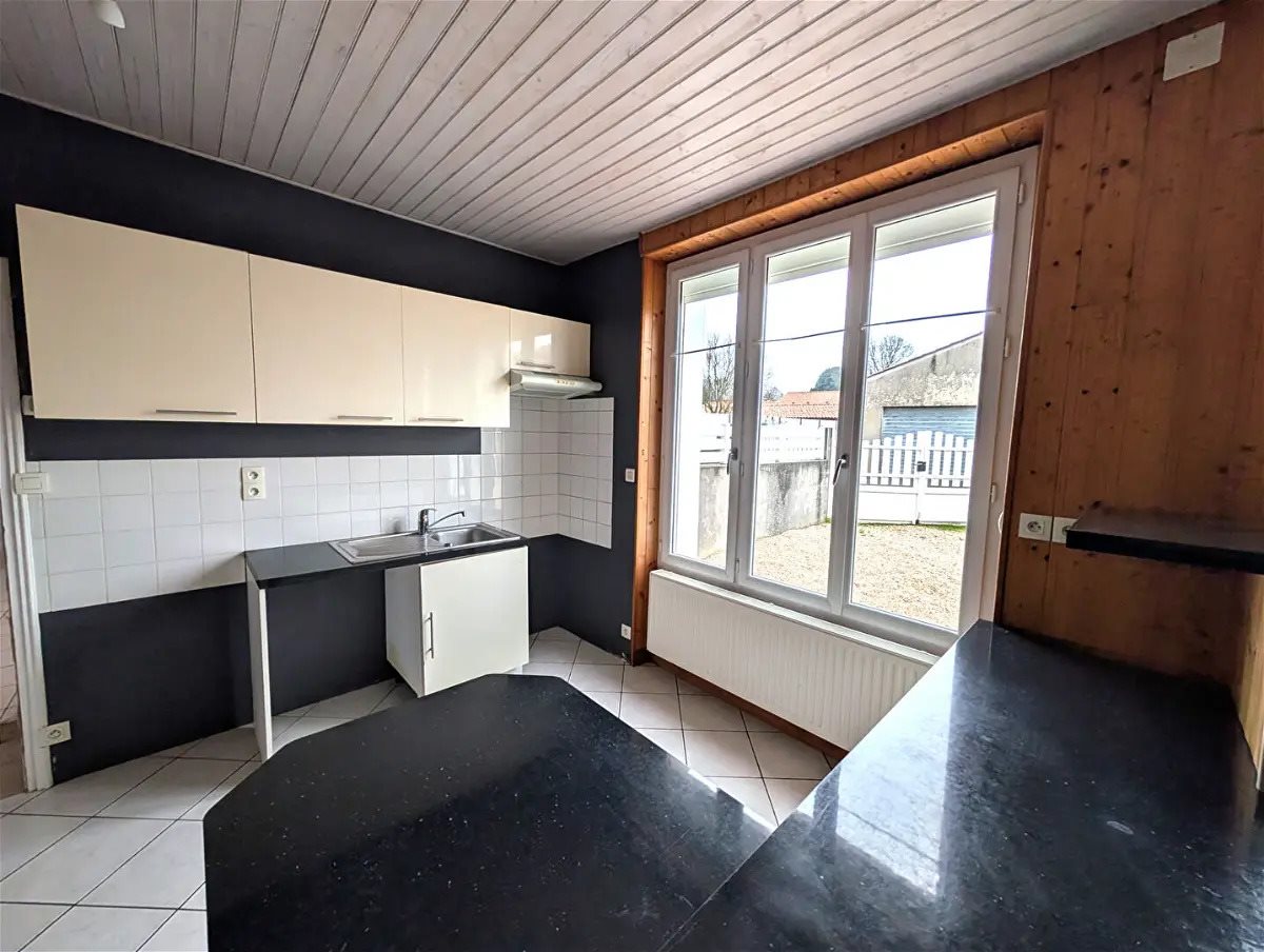 Maison à vendre, 101m², La Garnache