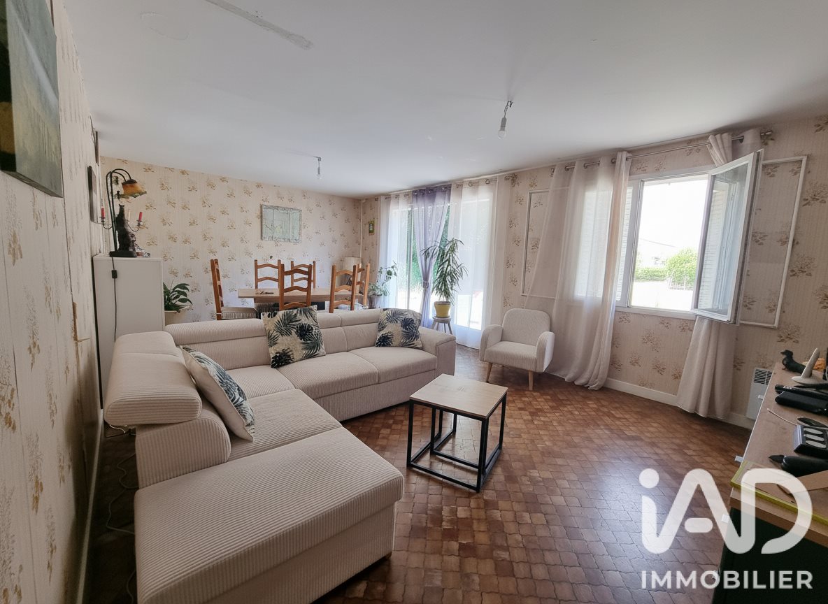 Maison à vendre, 95m², Saint-Pierre-d'Exideuil