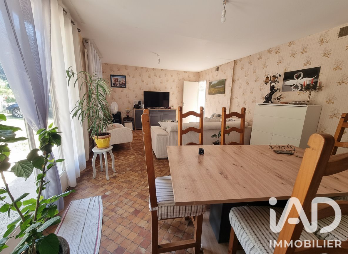 Maison à vendre, 95m², Saint-Pierre-d'Exideuil