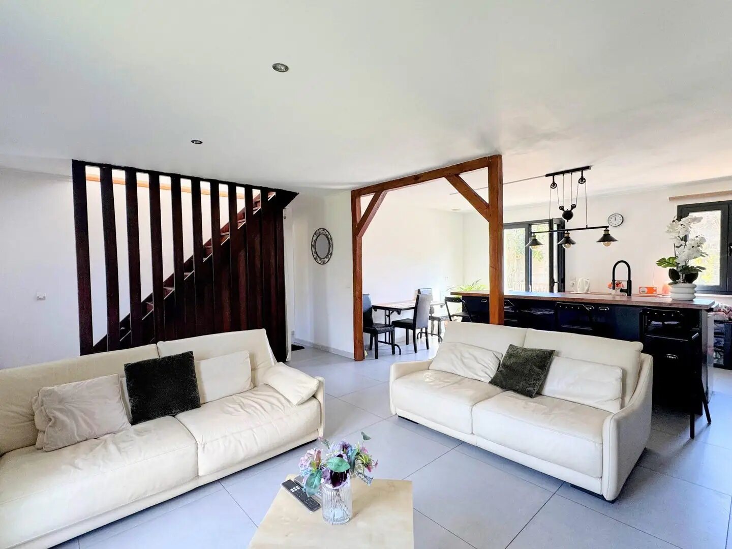 Maison à vendre, 102m², Le Mesnil-Saint-Denis