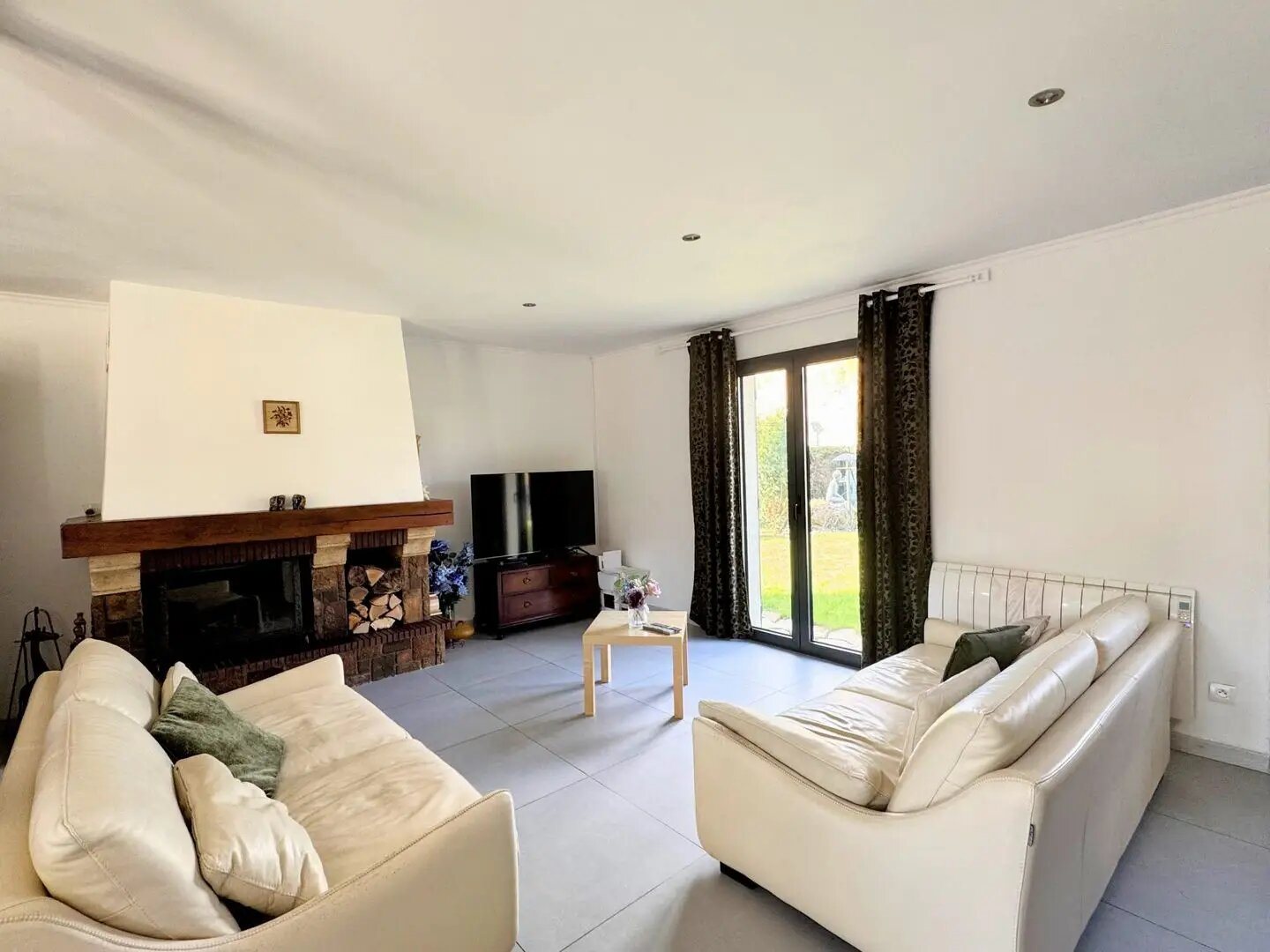 Maison à vendre, 102m², Le Mesnil-Saint-Denis