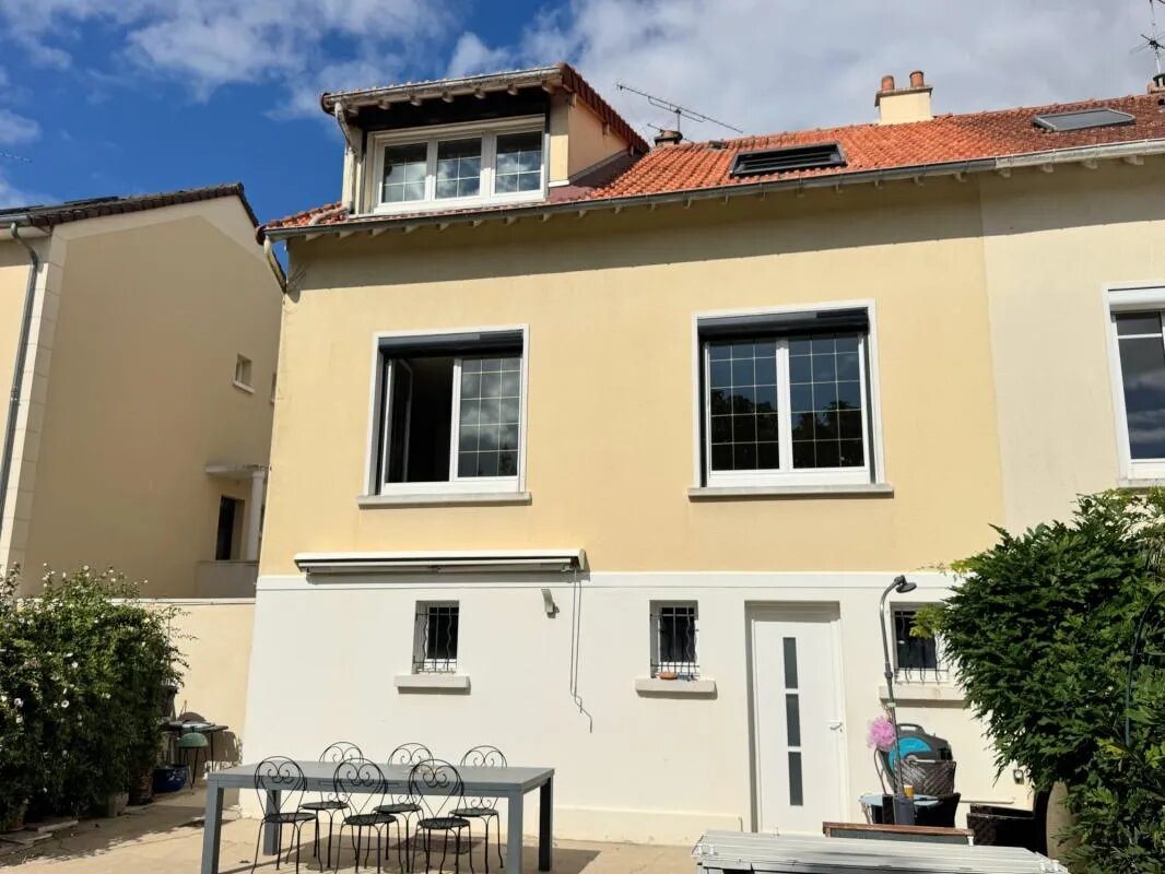 Maison à vendre, 130m², Le Mesnil-Saint-Denis