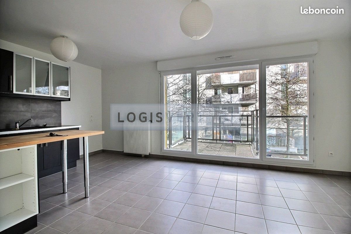 Appartement à louer, 45m², Les Ulis